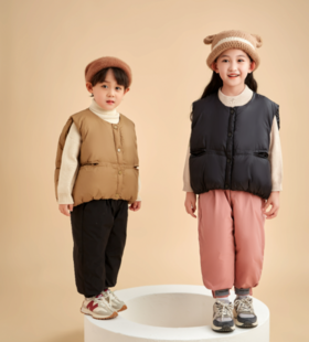 😎【小牛麦萌儿童韩版工装羽绒裤ZXY001】 😋超可爱的爆款and羽绒裤🥬 宝宝儿童羽绒裤💥 ✅倾斜口袋设计，精准走线、清晰度极高、