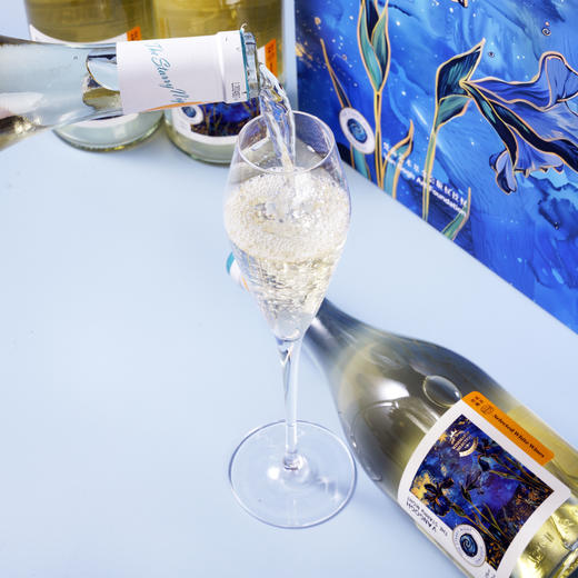 【法国原装进口 梵高艺术基金会 正版授权】梵高星月夜白葡萄酒礼盒/红葡萄酒礼盒（750ML*4瓶） 商品图2