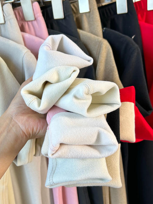 //【安家美德绒保暖套装男款】泼天大捡漏‼️安家美品牌保暖大清仓来袭❗️不赔钱不卖的那种，厂里纯亏出货换钱过年，山姆撤柜正品、出口欧洲原单，统统赔钱甩货，都是绝版好货 商品图9