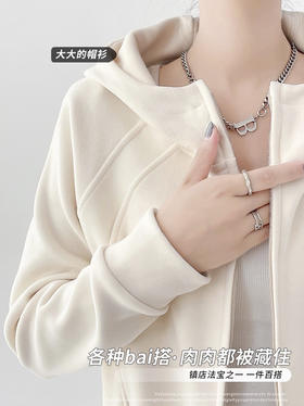 （1月19日-2月11日放假；2月12日左右恢复正常发货！）双C线收腰奥利绒外套