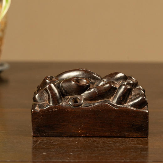 清 紫檀木雕竹根形镇纸 商品图0