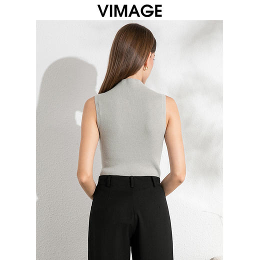VIMAGE纬漫纪气质小立领无袖修身百搭纯色针织背心秋季新款VC2401308 商品图13