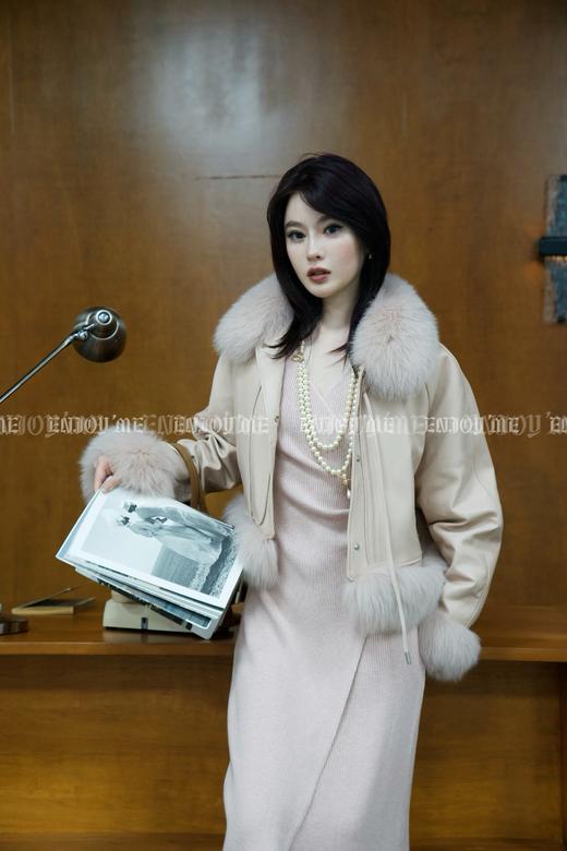 【门店同款】ENJOY冬季“福”贵白兔糖皮草外套 160146113 商品图1