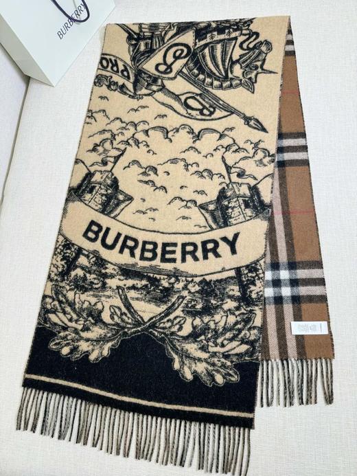 巴宝莉战马双面披肩羊绒围巾(UT*CB) 商品图9