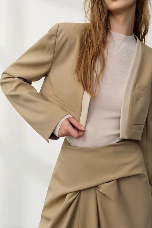 ANSUABEL 浅卡其色设计款西装半裙套装 19131 商品图1