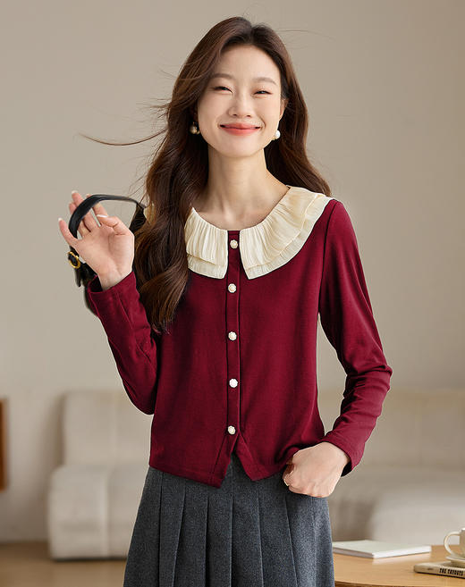 【1件75折】熙世界法式娃娃领衬衫女设计感洋气小衫别致针织上衣2025秋冬新款 商品图6