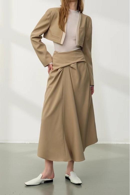 ANSUABEL 浅卡其色设计款西装半裙套装 19131 商品图2