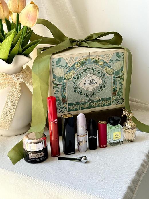 B110113都是热烈浪漫的爱意~眼霜香水彩妆森系对开蝴蝶礼盒 商品图0