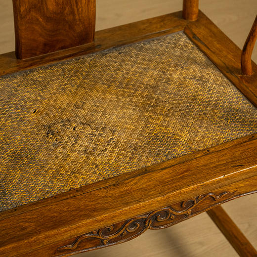 清 黄花梨龙纹四出头官帽椅（一对） 商品图2