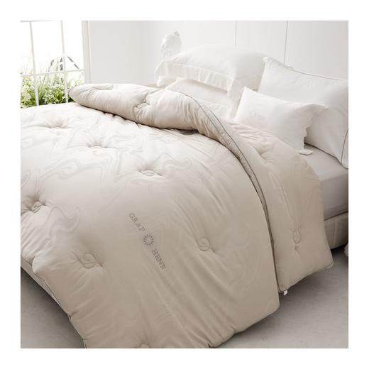 多喜爱《奥兰特石墨烯科技保暖冬被》 商品图5