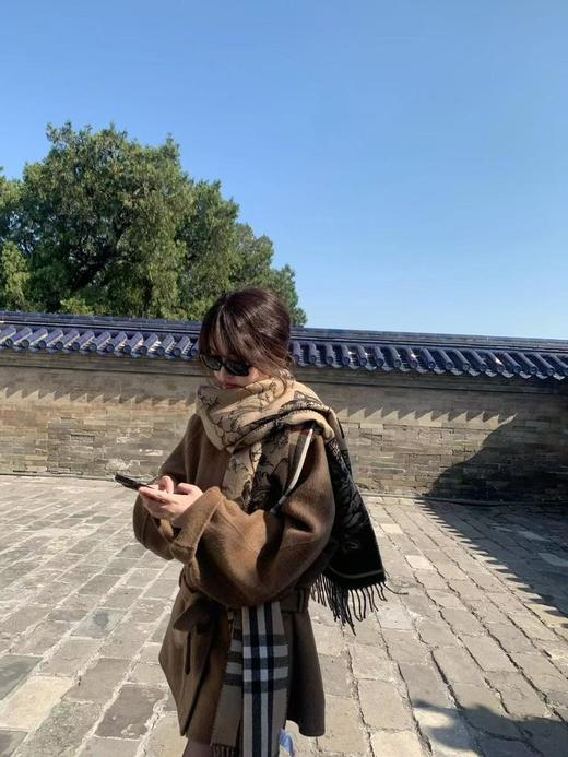 巴宝莉战马双面披肩羊绒围巾(UT*CB) 商品图2