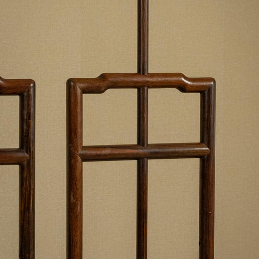 二十世纪 红木升降式灯架（一对） 商品图2