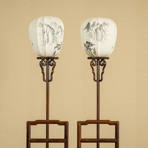 二十世纪 红木升降式灯架（一对） 商品图1