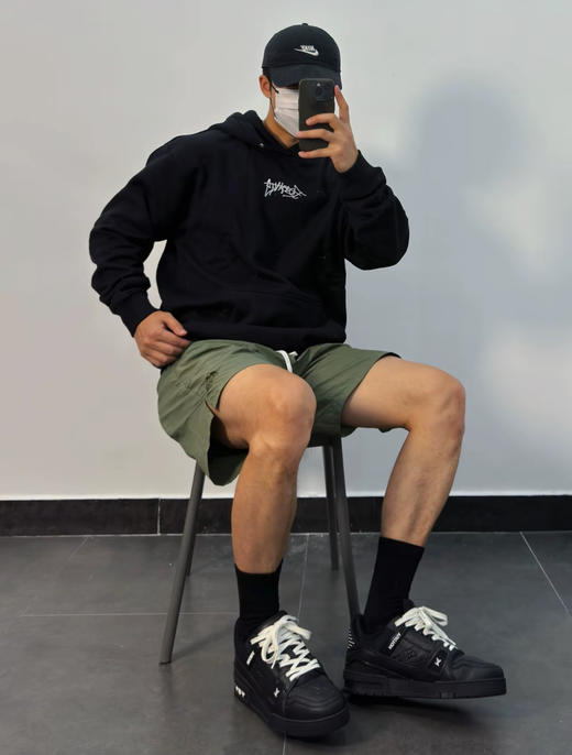 LouIs VUITTON Trainer 皮革 系带 低帮 时尚板鞋（HC） 商品图8