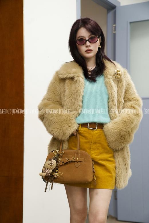 【门店同款】ENJOY冬季纯色简约V领针织上衣 159797867 商品图2