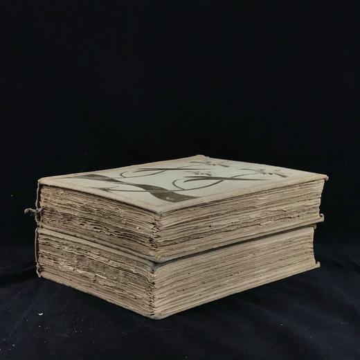 限量1500套！1893-94年 马洛礼《亚瑟王之死》（全2卷） 比亚兹莱数十幅经典插图 布面精装16开 商品图1