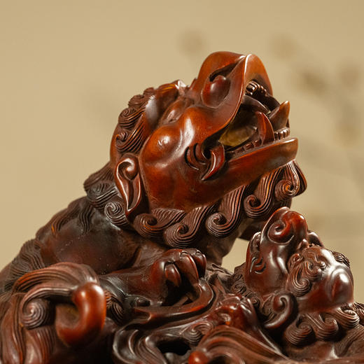 清 黄杨木透雕子母瑞兽香薰（红木座） 商品图2