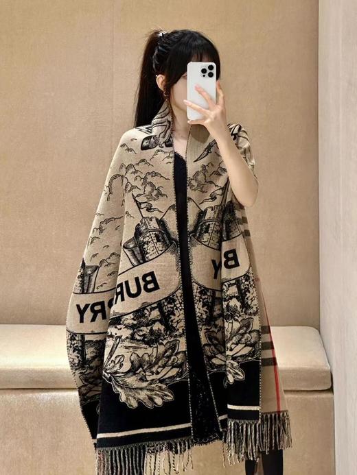 巴宝莉战马双面披肩羊绒围巾(UT*CB) 商品图8