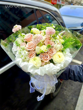 【温柔内敛的爱】2选1曼塔玫瑰混搭花束