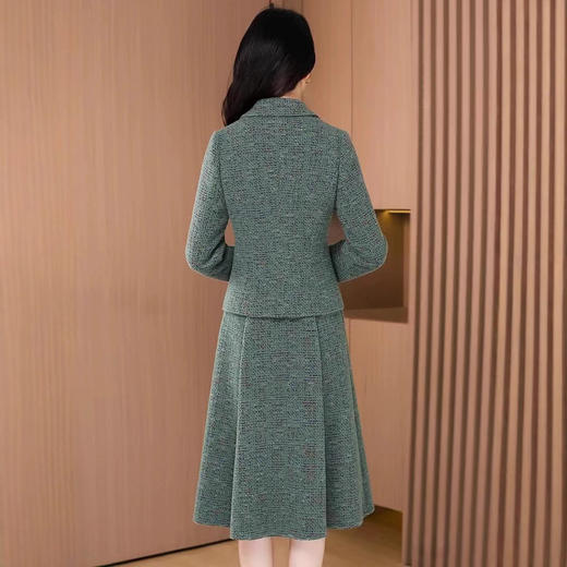 新款秋冬时尚两件套西装套装裙QYM-CX1211 商品图4