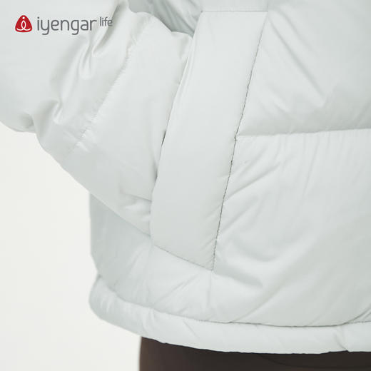 艾扬格 life C1187女装运动羽绒外套 冬日时尚 商品图4