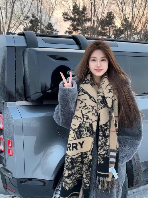 巴宝莉战马双面披肩羊绒围巾(UT*CB) 商品图0