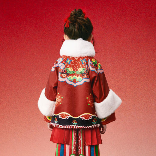 年衣童装女童马面裙唐装外套冬装新款儿童加厚新年中式唐装演出服（下单套装毛绒绒围脖） 商品图9