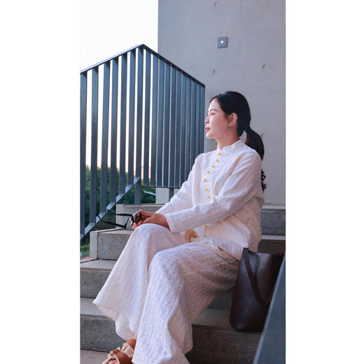 【抖音专属】幻空一隅•立领小衫（23710155B-椰奶白） 商品图2