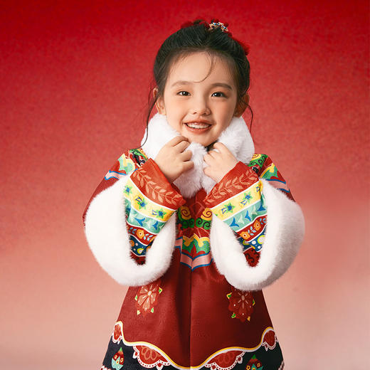 年衣童装女童马面裙唐装外套冬装新款儿童加厚新年中式唐装演出服（下单套装毛绒绒围脖） 商品图7