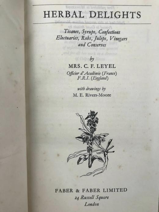 1947年 草药美食 数十幅插图 精装大32开 商品图2