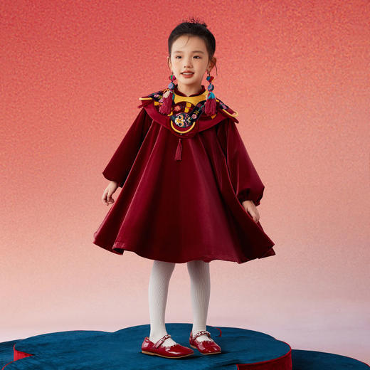 年衣童装女童连衣裙冬装儿童A字裙宝宝丝绒云肩公主裙演出服礼服（送艺术家帽子） 商品图8