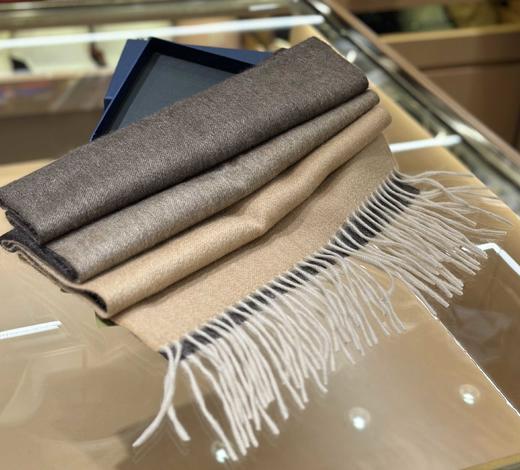 优品堂【奢靡春意】软黄金羊绒披肩围巾两用 商品图2