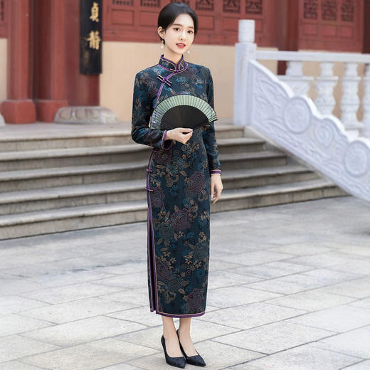 HQ-353高端加厚旗袍2024冬季新款长袖复古改良新中式国风连衣裙气质长款 商品图1