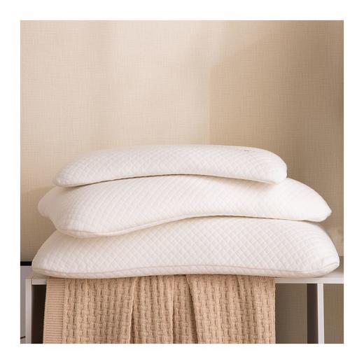 【多喜爱】枕芯--第三代纳比生物基枕（高/中/低） 商品图0