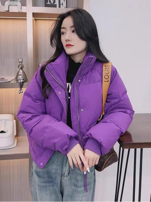 【双十一福利购 】 糖果色拉链小短款面包羽绒服 😜 出口日韩尾单 高端货 ❤️ ✅ 白鸭绒填充!!🌟大厂出品 ✅ 超短的衣身非常显腿长🔥!宽松版型合适多种 身材🔥! 商品图3