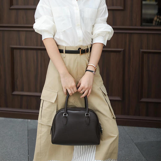 【顺丰包邮】83935 洛诗琳头层牛皮仿鹿皮小号保龄球手提包0865 商品图0