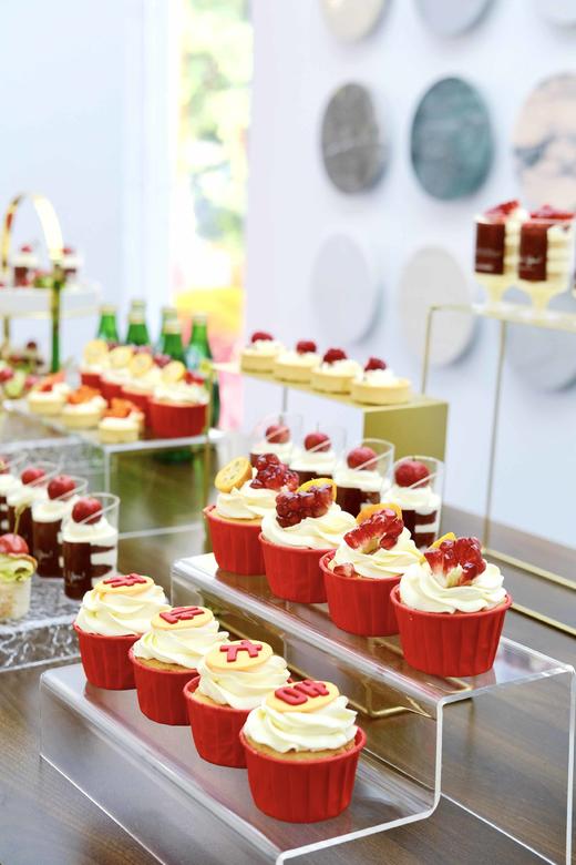 红金色开业茶歇 商品图1