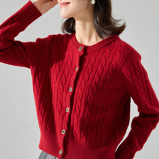 【高货sh】全新升级【铂金会员293/天猫399/差价106】(03519) 洛诗琳秋新款针织粗棒针宽松时尚毛衣慵懒风绞花针织开衫 商品图2