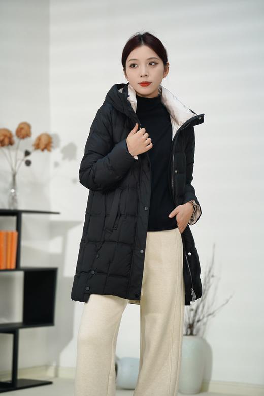  臣禾 拼色品味羽绒服（连帽一手长）JZ244070215 商品图10