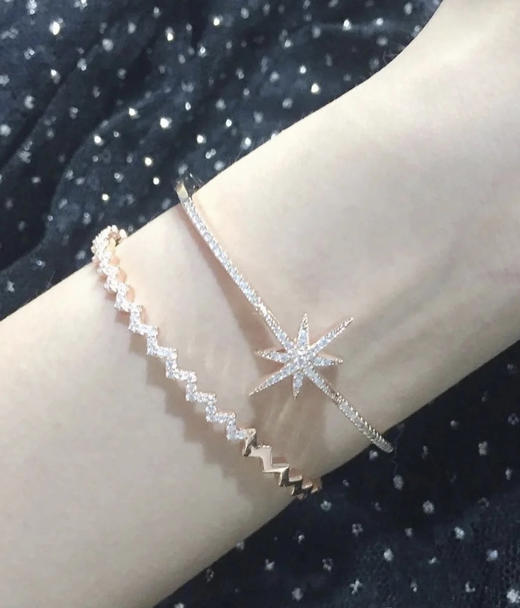 年后发！【Apm同款戒指、手链合集】销量爆款！经典款都在这里🔥世上最全合集！穿搭不可缺少的神仙饰品🤩精选门店爆款❗官网千元价位❗锌合金镀厚银和镀18K真金+施华洛珍珠+天然贝壳材质+微镶5A级锆石 商品图12