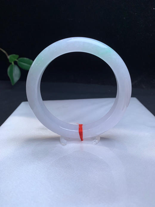 611524，61.6飘绿正圈手镯，12.6-8.5mm，整条清新干净，一截飘绿花 商品图4