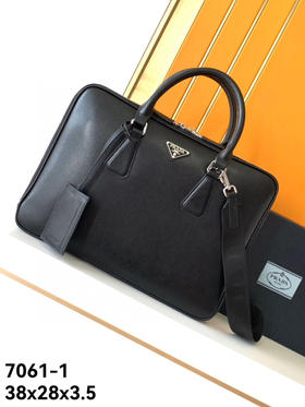 秋冬特惠💰880 普拉达公文包7061-1