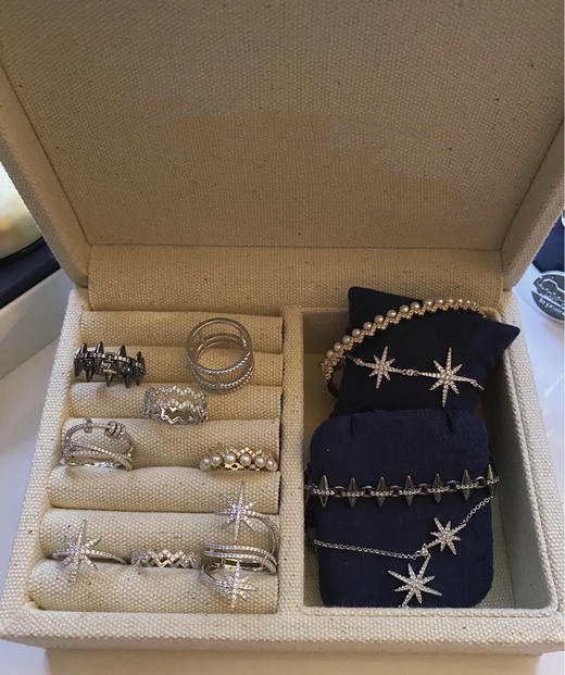 年后发！【Apm同款戒指、手链合集】销量爆款！经典款都在这里🔥世上最全合集！穿搭不可缺少的神仙饰品🤩精选门店爆款❗官网千元价位❗锌合金镀厚银和镀18K真金+施华洛珍珠+天然贝壳材质+微镶5A级锆石 商品图3