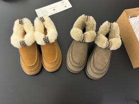 UGG 阿尔派浅口雪地靴（UX*UGG）