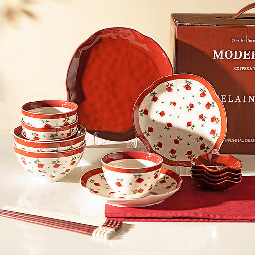 摩登主妇复古小玫瑰餐具结婚碗碟套装家用高颜值碗具新婚订婚礼物 商品图0