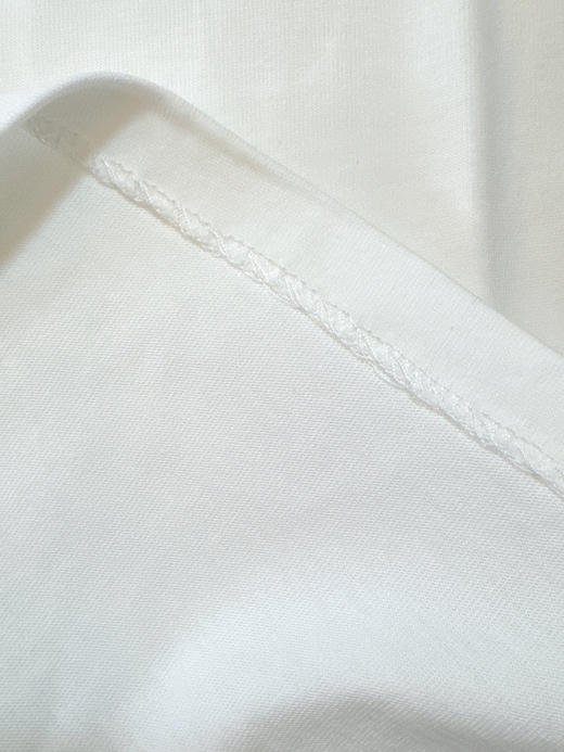 1124-1 基础跑量 小马刺绣 软糯长绒棉 圆领长袖T恤 打底外穿  万金油单品 商品图12