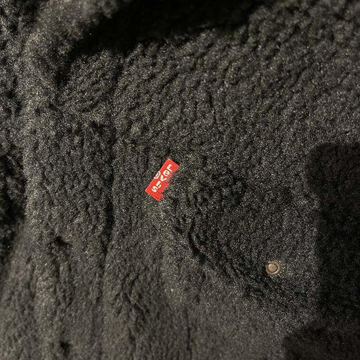 Levi’s/李维斯 男士时尚宽松仿羊羔绒拼接保暖翻领牛仔夹克外套 商品图2