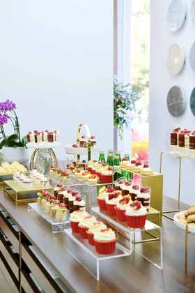 红金色开业茶歇