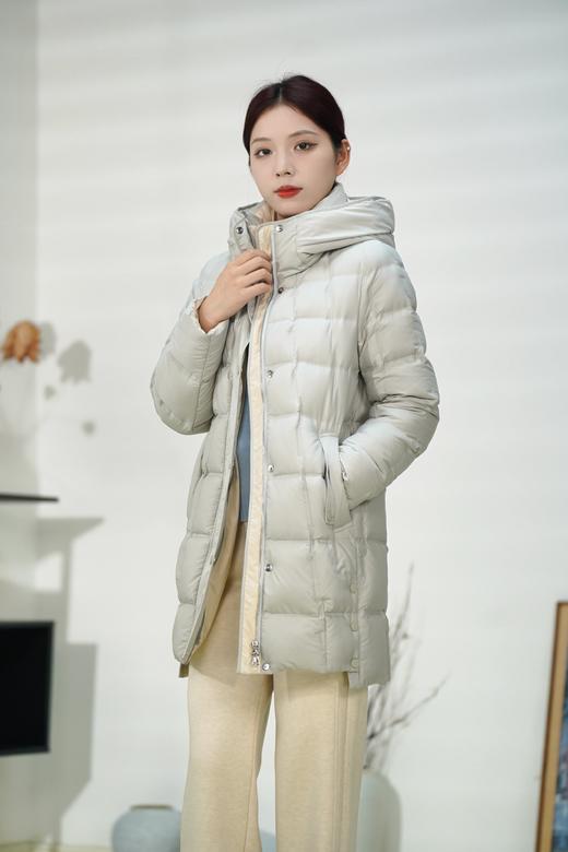  臣禾 拼色品味羽绒服（连帽一手长）JZ244070215 商品图8