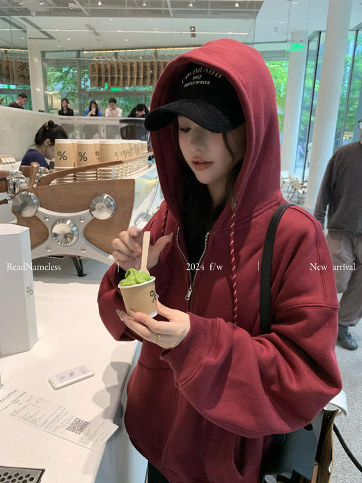 Read Nameless /酒红色加绒拉链卫衣+深灰色羊毛裤 2024/11/4 商品图1
